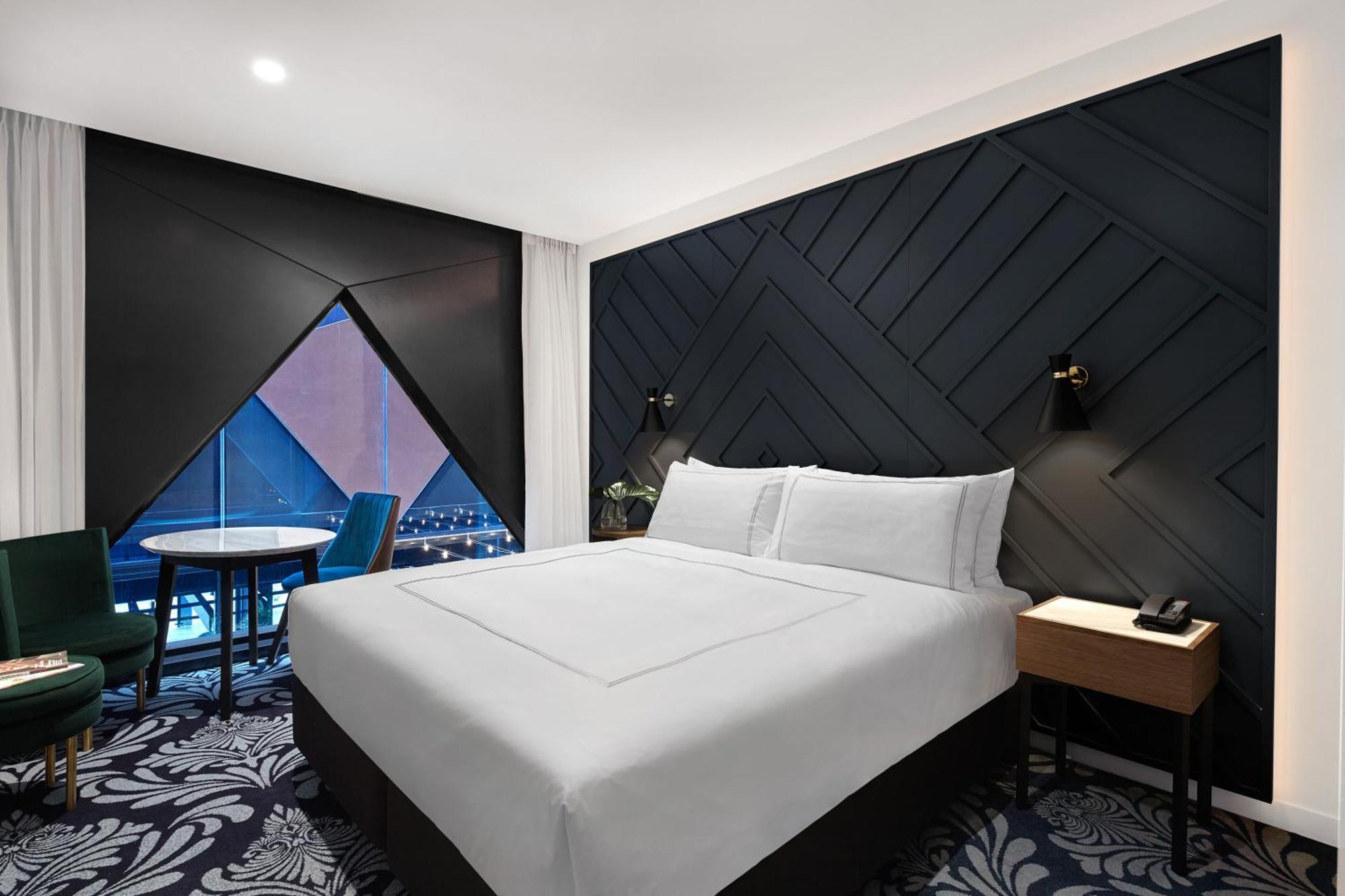 West Hotel Sydney, Curio Collection By Hilton Екстериор снимка